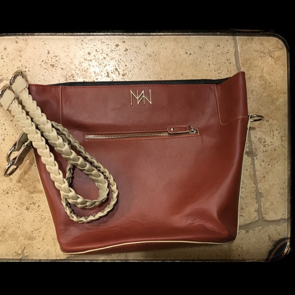 Miche Demi size purse cover w/ FREE cream handles